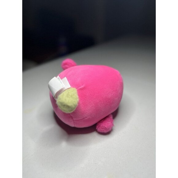 Anh Dao 5in Plush Small Squishmellow Pink - Picture 5 of 7
